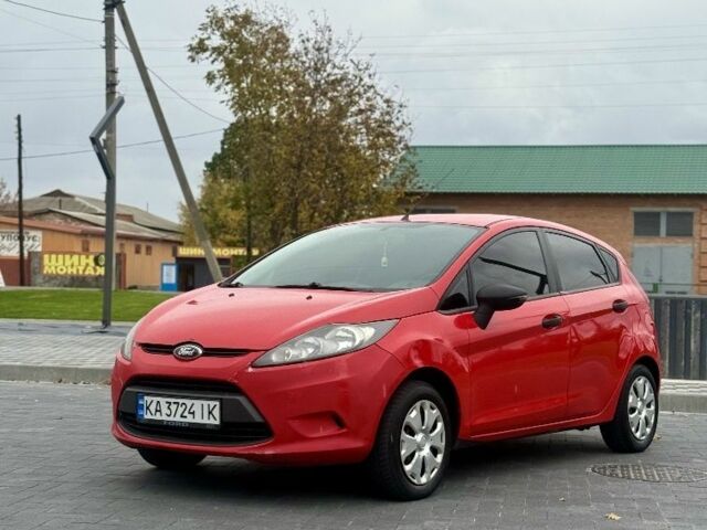 Форд Фиеста 2012 в Лубнах на Automoto.ua Красный Форд Фиеста, объемом двигателя 1.2 л и пробегом 211 тыс. км за 4399 $, фото 9 на Automoto.ua