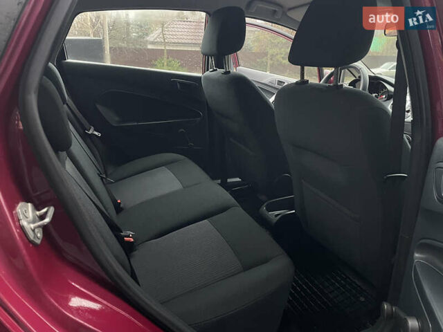 Червоний Форд Фієста, об'ємом двигуна 1.4 л та пробігом 119 тис. км за 7650 $, фото 26 на Automoto.ua