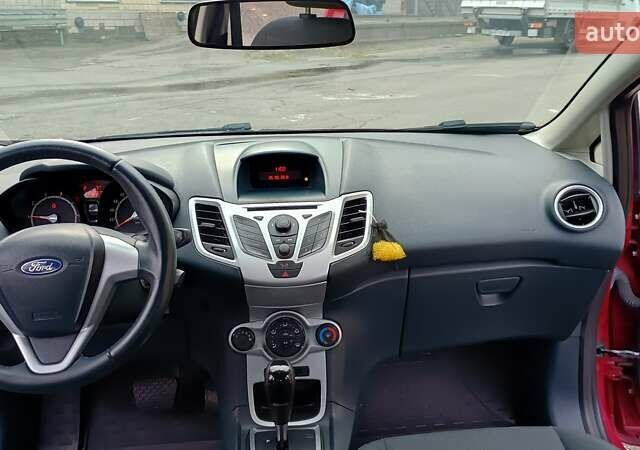 Красный Форд Фиеста, объемом двигателя 1.39 л и пробегом 118 тыс. км за 7000 $, фото 52 на Automoto.ua