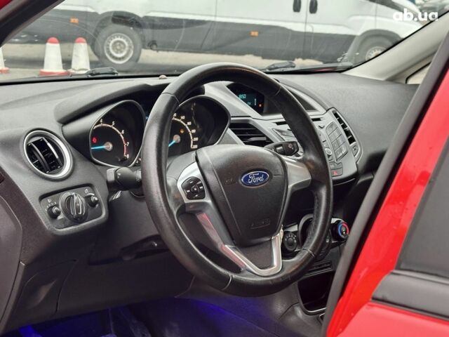 Красный Форд Фиеста, объемом двигателя 0 л и пробегом 72 тыс. км за 7500 $, фото 8 на Automoto.ua
