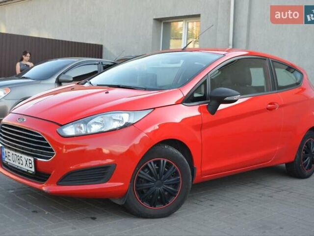 Красный Форд Фиеста, объемом двигателя 1.24 л и пробегом 189 тыс. км за 5600 $, фото 22 на Automoto.ua