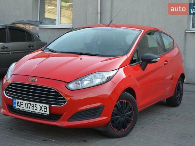 Красный Форд Фиеста, объемом двигателя 1.24 л и пробегом 189 тыс. км за 5600 $, фото 24 на Automoto.ua