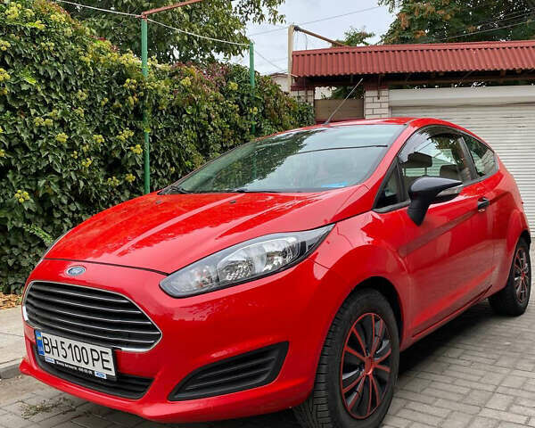 Червоний Форд Фієста, об'ємом двигуна 1.24 л та пробігом 130 тис. км за 6500 $, фото 3 на Automoto.ua