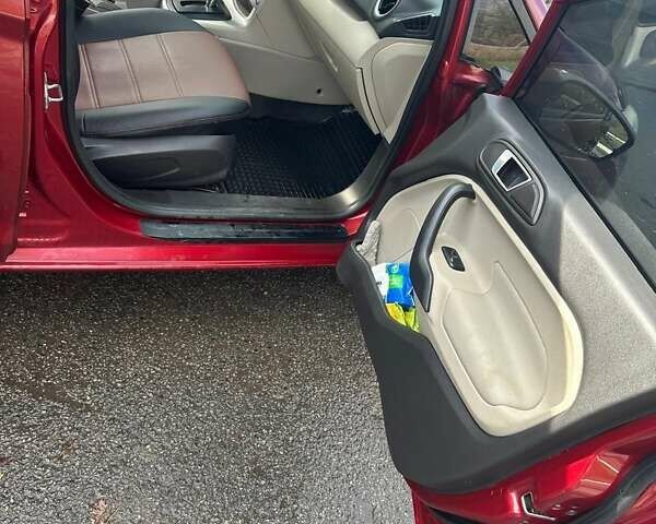 Форд Фієста 2013 у Харкові на Automoto.ua Червоний Форд Фієста, об'ємом двигуна 1.6 л та пробігом 178 тис. км за 5400 $, фото 2 на Automoto.ua