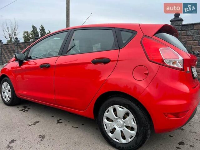 Червоний Форд Фієста, об'ємом двигуна 1 л та пробігом 99 тис. км за 6700 $, фото 2 на Automoto.ua