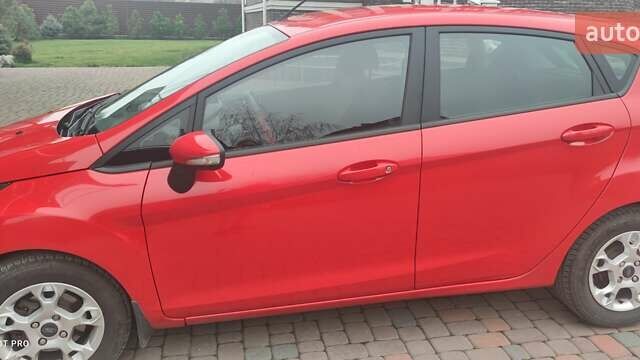 Красный Форд Фиеста, объемом двигателя 1.5 л и пробегом 307 тыс. км за 6500 $, фото 10 на Automoto.ua