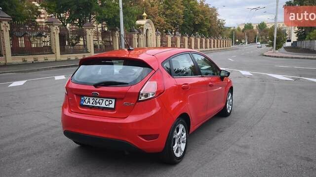 Красный Форд Фиеста, объемом двигателя 1.6 л и пробегом 159 тыс. км за 6999 $, фото 5 на Automoto.ua