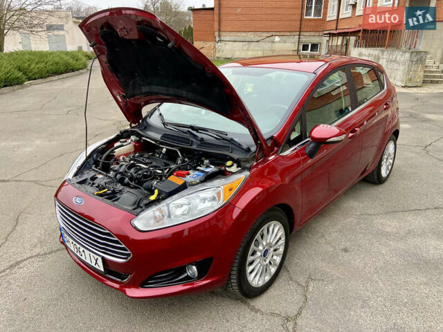 Червоний Форд Фієста, об'ємом двигуна 1.6 л та пробігом 7 тис. км за 9150 $, фото 98 на Automoto.ua