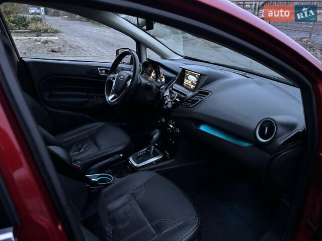 Червоний Форд Фієста, об'ємом двигуна 1.6 л та пробігом 104 тис. км за 7500 $, фото 32 на Automoto.ua