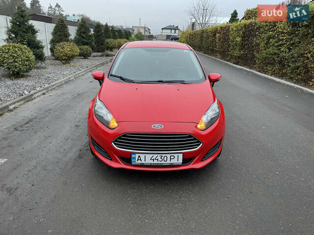 Красный Форд Фиеста, объемом двигателя 1.6 л и пробегом 127 тыс. км за 8000 $, фото 2 на Automoto.ua