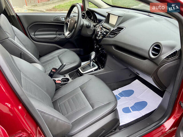 Червоний Форд Фієста, об'ємом двигуна 1.6 л та пробігом 7 тис. км за 9150 $, фото 56 на Automoto.ua