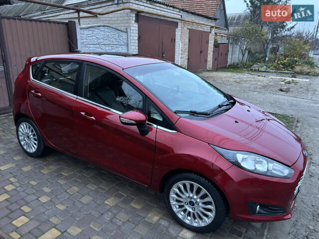 Червоний Форд Фієста, об'ємом двигуна 1.6 л та пробігом 104 тис. км за 7500 $, фото 7 на Automoto.ua