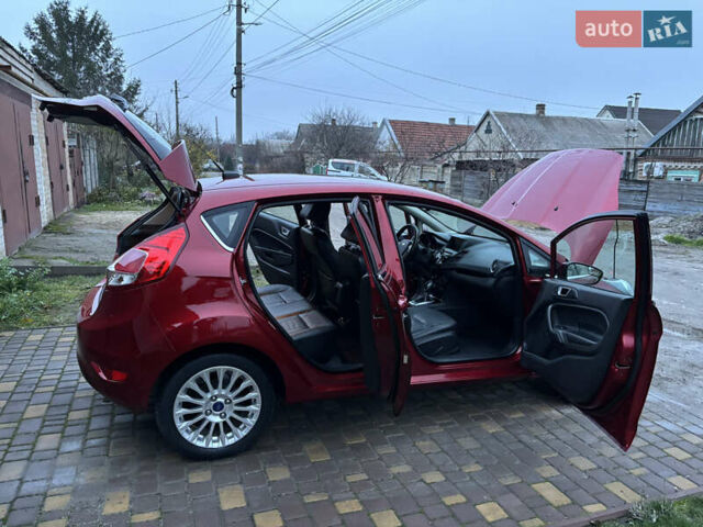 Червоний Форд Фієста, об'ємом двигуна 1.6 л та пробігом 104 тис. км за 7500 $, фото 18 на Automoto.ua
