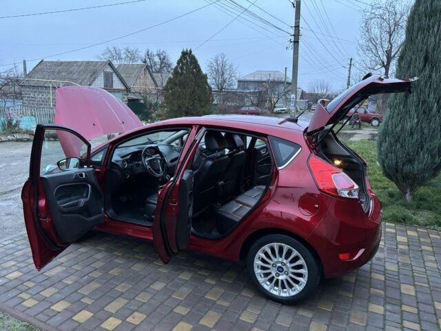 Червоний Форд Фієста, об'ємом двигуна 1.6 л та пробігом 104 тис. км за 7500 $, фото 8 на Automoto.ua