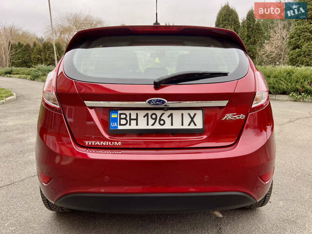 Червоний Форд Фієста, об'ємом двигуна 1.6 л та пробігом 7 тис. км за 9150 $, фото 9 на Automoto.ua