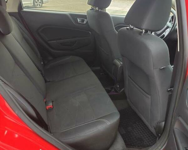 Красный Форд Фиеста, объемом двигателя 1.6 л и пробегом 204 тыс. км за 7500 $, фото 17 на Automoto.ua