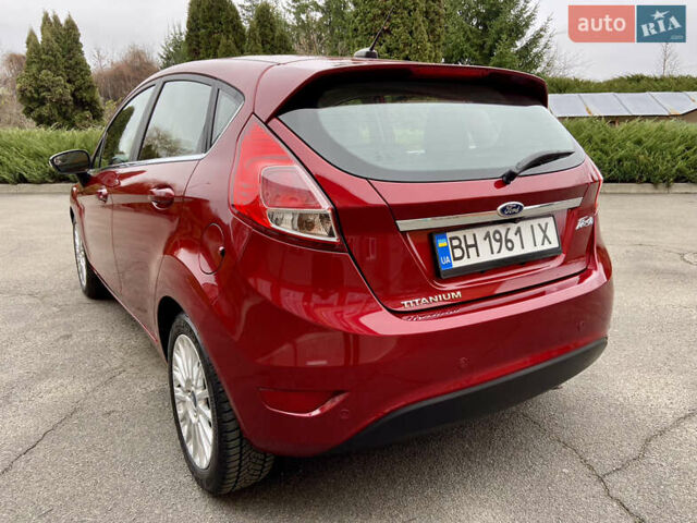 Червоний Форд Фієста, об'ємом двигуна 1.6 л та пробігом 7 тис. км за 9150 $, фото 7 на Automoto.ua