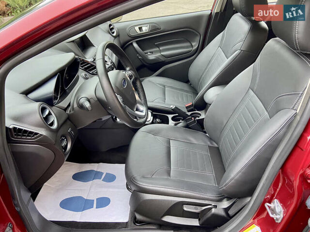 Червоний Форд Фієста, об'ємом двигуна 1.6 л та пробігом 7 тис. км за 9150 $, фото 42 на Automoto.ua