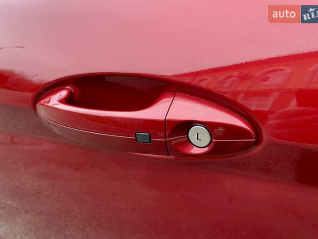 Червоний Форд Фієста, об'ємом двигуна 1.6 л та пробігом 7 тис. км за 9150 $, фото 34 на Automoto.ua