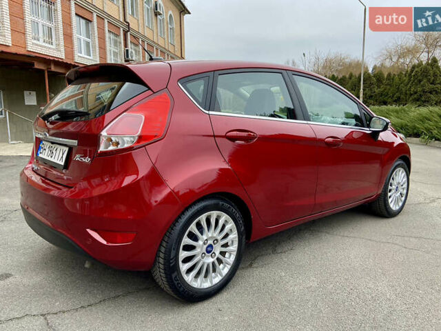 Червоний Форд Фієста, об'ємом двигуна 1.6 л та пробігом 7 тис. км за 9150 $, фото 13 на Automoto.ua