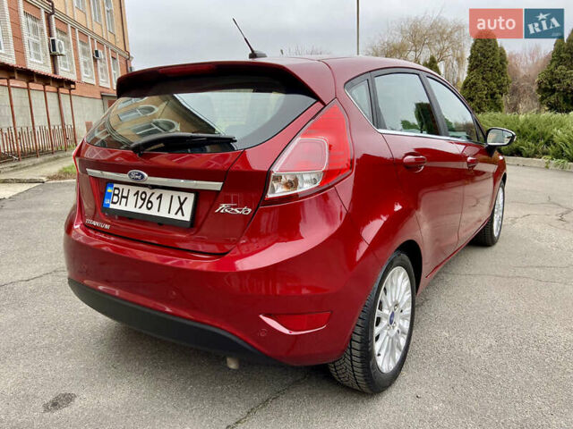 Червоний Форд Фієста, об'ємом двигуна 1.6 л та пробігом 7 тис. км за 9150 $, фото 11 на Automoto.ua