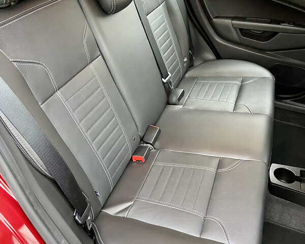 Червоний Форд Фієста, об'ємом двигуна 1.6 л та пробігом 7 тис. км за 9150 $, фото 53 на Automoto.ua