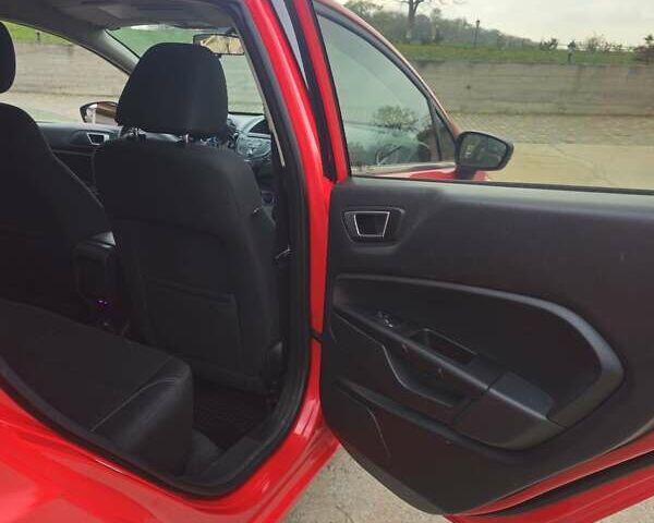 Красный Форд Фиеста, объемом двигателя 1.6 л и пробегом 204 тыс. км за 7500 $, фото 18 на Automoto.ua