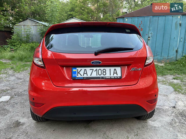 Червоний Форд Фієста, об'ємом двигуна 1 л та пробігом 170 тис. км за 6400 $, фото 3 на Automoto.ua