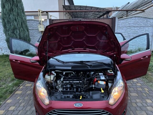 Червоний Форд Фієста, об'ємом двигуна 1.6 л та пробігом 104 тис. км за 7500 $, фото 6 на Automoto.ua