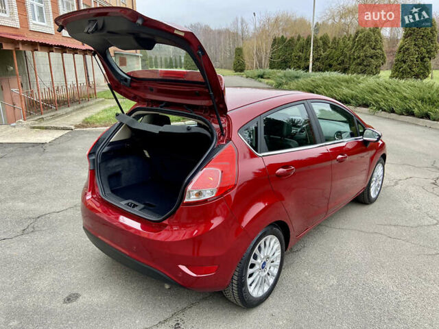 Червоний Форд Фієста, об'ємом двигуна 1.6 л та пробігом 7 тис. км за 9150 $, фото 91 на Automoto.ua