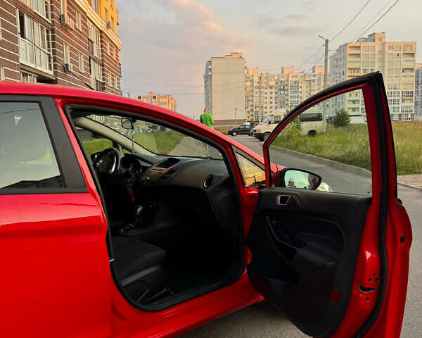 Красный Форд Фиеста, объемом двигателя 1 л и пробегом 66 тыс. км за 8450 $, фото 13 на Automoto.ua