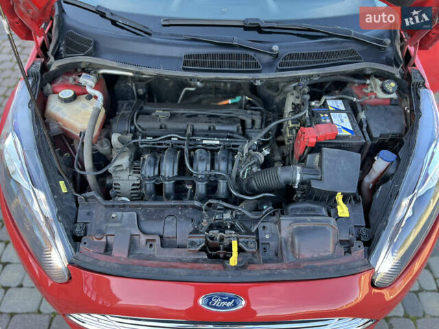 Форд Фієста 2016 у Снятине на Automoto.ua Червоний Форд Фієста, об'ємом двигуна 1.25 л та пробігом 200 тис. км за 3650 $, фото 12 на Automoto.ua