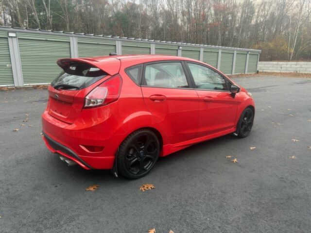 Красный Форд Фиеста, объемом двигателя 1.6 л и пробегом 70 тыс. км за 4000 $, фото 5 на Automoto.ua