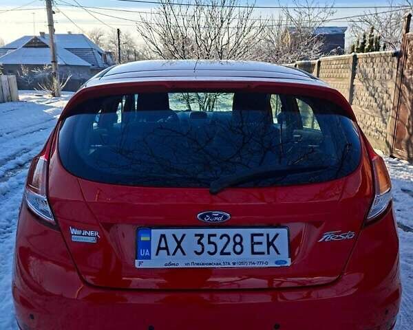 Червоний Форд Фієста, об'ємом двигуна 1 л та пробігом 56 тис. км за 7800 $, фото 2 на Automoto.ua