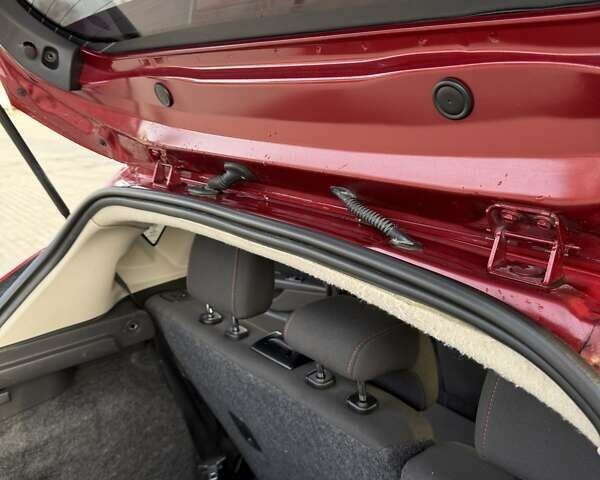 Красный Форд Фиеста, объемом двигателя 1.6 л и пробегом 238 тыс. км за 7700 $, фото 22 на Automoto.ua