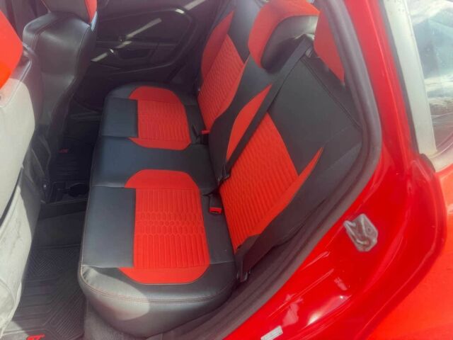 Красный Форд Фиеста, объемом двигателя 1.6 л и пробегом 70 тыс. км за 4000 $, фото 9 на Automoto.ua