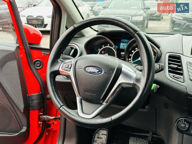Красный Форд Фиеста, объемом двигателя 1 л и пробегом 56 тыс. км за 8800 $, фото 20 на Automoto.ua