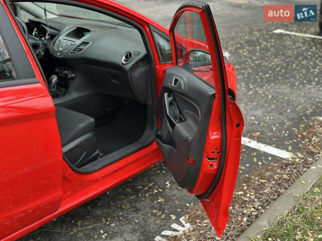 Красный Форд Фиеста, объемом двигателя 1 л и пробегом 70 тыс. км за 8500 $, фото 21 на Automoto.ua