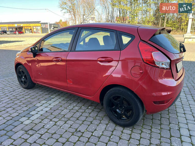 Форд Фієста 2016 у Снятине на Automoto.ua Червоний Форд Фієста, об'ємом двигуна 1.25 л та пробігом 200 тис. км за 3650 $, фото 2 на Automoto.ua