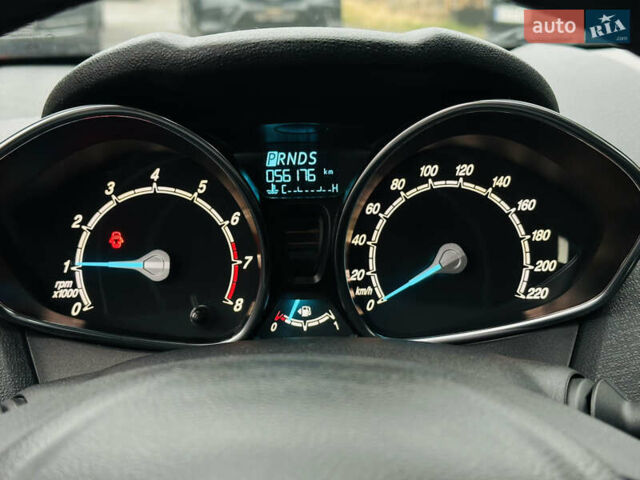 Красный Форд Фиеста, объемом двигателя 1 л и пробегом 56 тыс. км за 8800 $, фото 27 на Automoto.ua