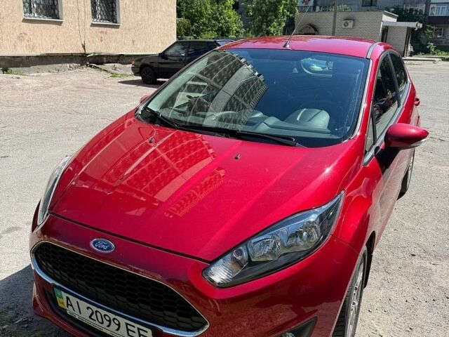 Червоний Форд Фієста, об'ємом двигуна 1 л та пробігом 83 тис. км за 9500 $, фото 1 на Automoto.ua
