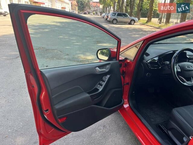 Форд Фиеста 2017 в Тернополе на Automoto.ua Красный Форд Фиеста, объемом двигателя 1 л и пробегом 113 тыс. км за 10300 $, фото 29 на Automoto.ua