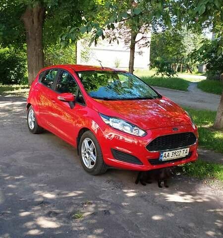 Червоний Форд Фієста, об'ємом двигуна 1.24 л та пробігом 39 тис. км за 9100 $, фото 10 на Automoto.ua