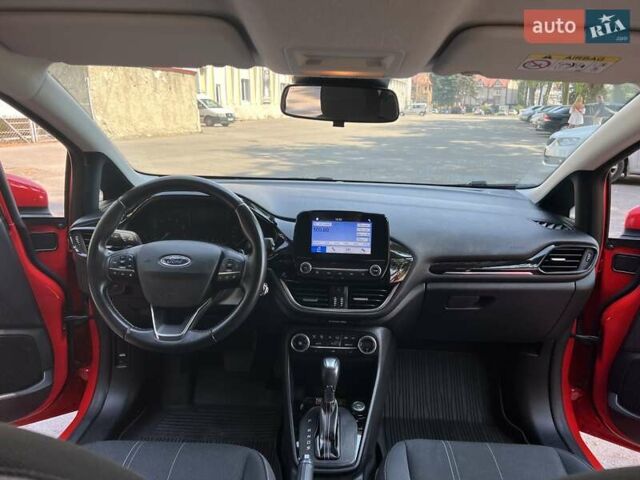Форд Фиеста 2017 в Тернополе на Automoto.ua Красный Форд Фиеста, объемом двигателя 1 л и пробегом 113 тыс. км за 10300 $, фото 65 на Automoto.ua