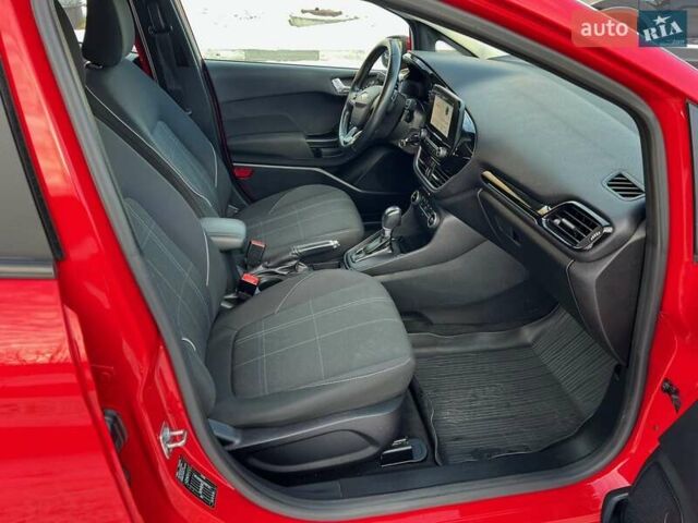 Форд Фиеста 2017 в Тернополе на Automoto.ua Красный Форд Фиеста, объемом двигателя 1 л и пробегом 113 тыс. км за 10300 $, фото 6 на Automoto.ua
