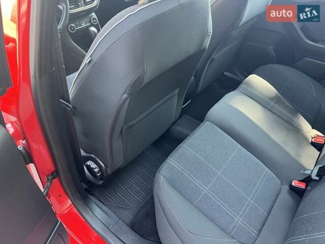 Форд Фиеста 2017 в Тернополе на Automoto.ua Красный Форд Фиеста, объемом двигателя 1 л и пробегом 113 тыс. км за 10300 $, фото 42 на Automoto.ua