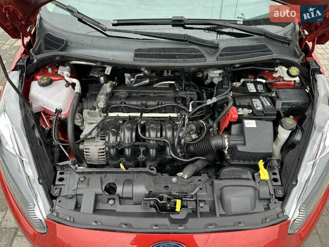 Красный Форд Фиеста, объемом двигателя 1.6 л и пробегом 189 тыс. км за 8999 $, фото 22 на Automoto.ua