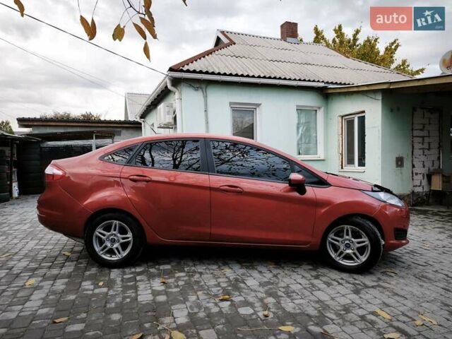Красный Форд Фиеста, объемом двигателя 1.6 л и пробегом 113 тыс. км за 6900 $, фото 5 на Automoto.ua