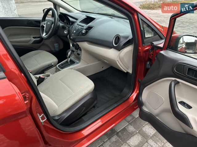 Красный Форд Фиеста, объемом двигателя 1.6 л и пробегом 189 тыс. км за 8999 $, фото 12 на Automoto.ua