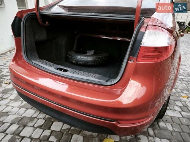 Красный Форд Фиеста, объемом двигателя 1.6 л и пробегом 113 тыс. км за 6900 $, фото 14 на Automoto.ua